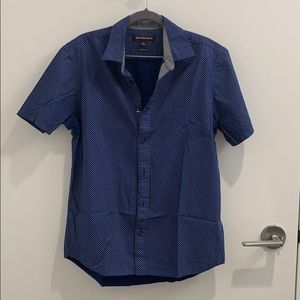 Men’s Michael Kors short sleeve button down.